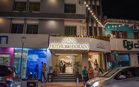 Hotel Rio Dorado